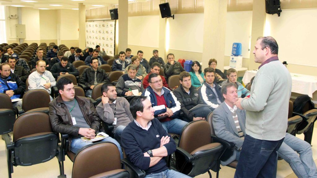 Adição de biodiesel beneficia a agricultura familiar, afirma coordenador da FETRAF-Sul