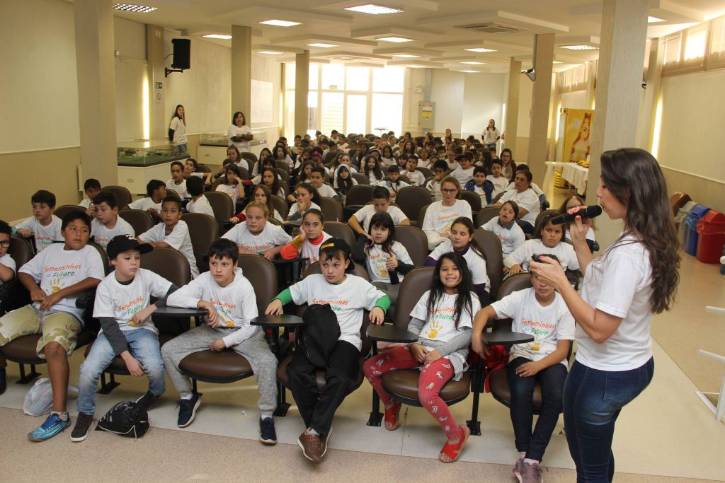 Crianças aprendem sobre preservação e respeito ao meio ambiente na BSBIOS