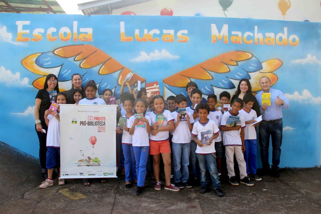 Doacao de Livros marialva 01