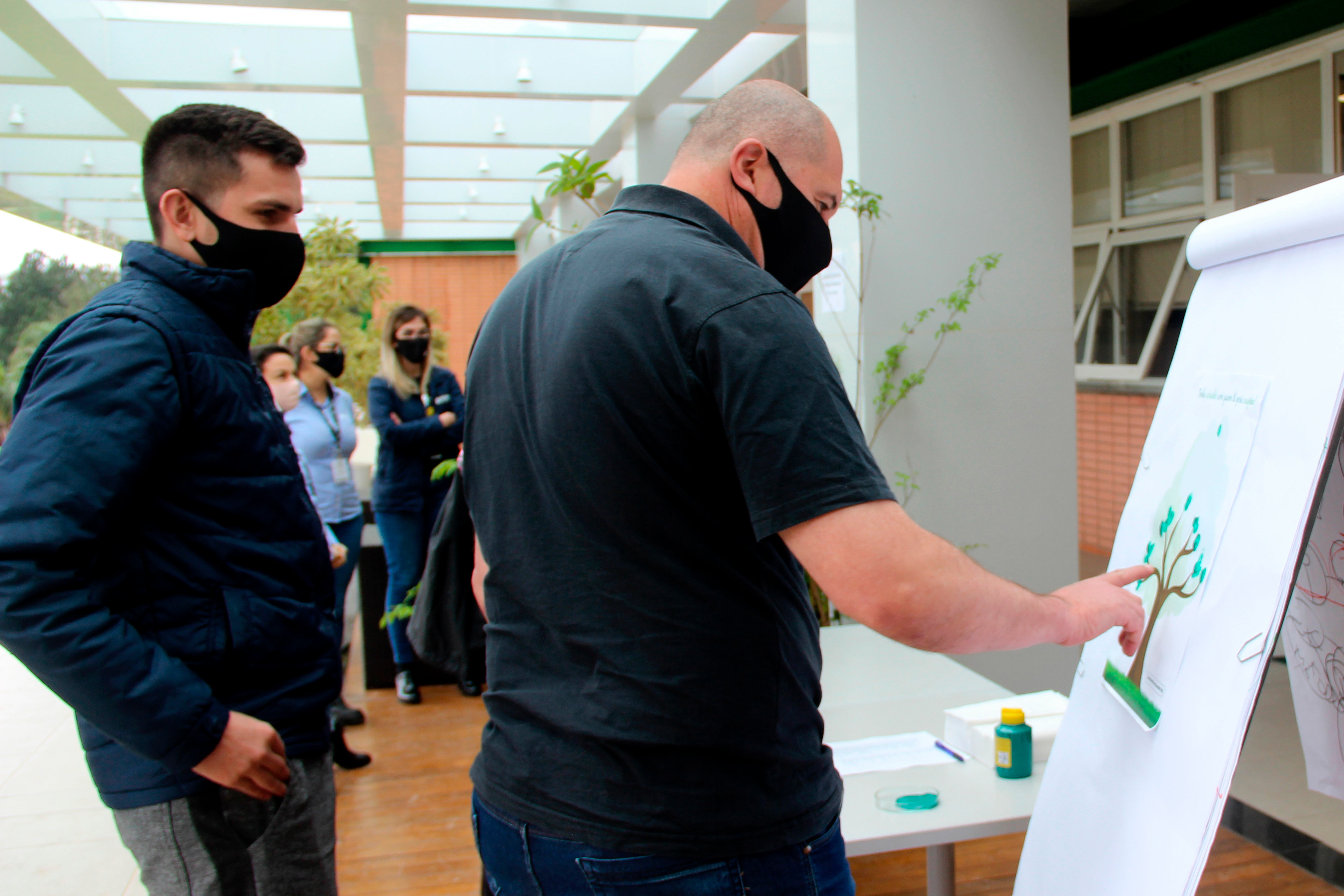 Dia da Árvore é celebrado na BSBIOS com doação de mudas