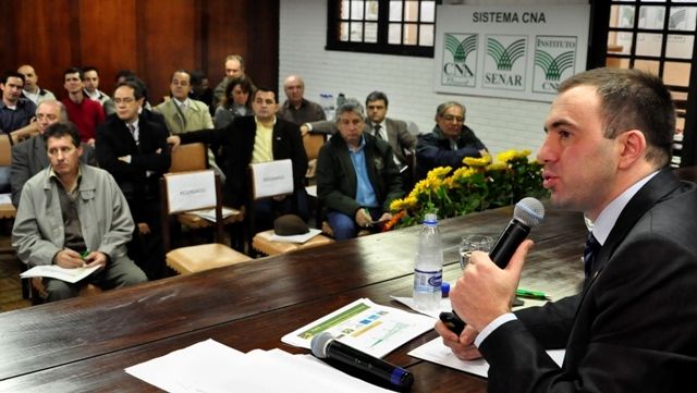 Entidades unem-se para pedir melhorias para a cadeia produtiva do Biodiesel