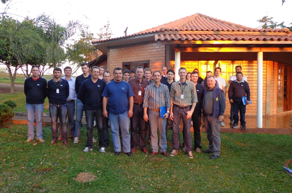 Colaboradores recebem capacitação em classificação e armazenagem de grãos